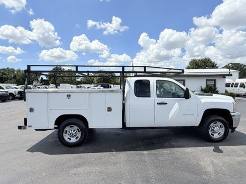 Used 2013 Chevrolet Silverado 2500 W/T RWD image 4