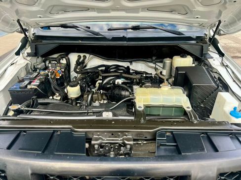 Used 2019 Nissan NV 2500 SV RWD image 10