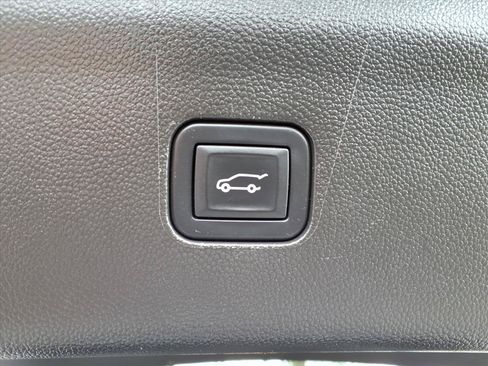 Used 2024 Buick Enclave Essence w/ LPO, Floor Liner Package FWD image 30