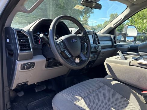 Used 2021 Ford F350 XLT w/ XLT Value Package AWD/4WD image 5