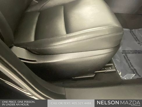 Used 2021 MAZDA CX-30 FWD 2.5 S w/ Select Package image 28