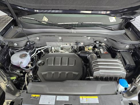 New 2026 Volkswagen Atlas Peak Edition AWD/4WD image 11