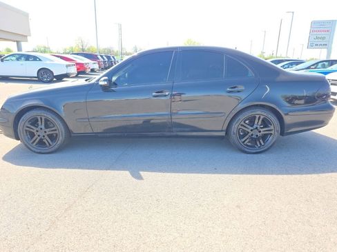 Used 2005 Mercedes-Benz E 320 4MATIC Sedan image 8