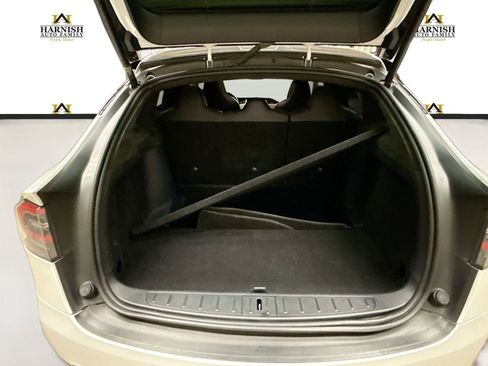 Used 2019 Tesla Model X 75D image 27