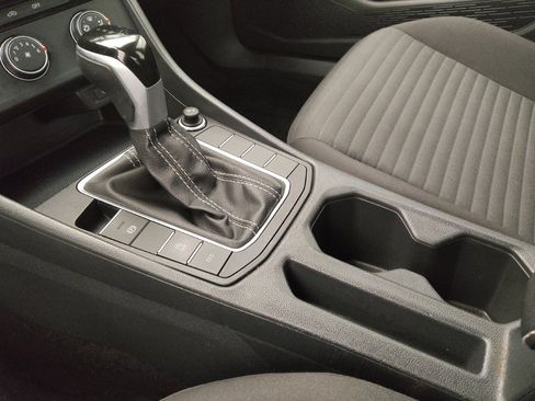 Used 2024 Volkswagen Jetta S FWD image 25