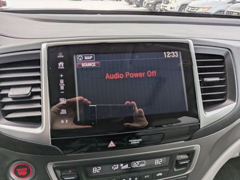 Used 2017 Honda Pilot EX-L image 16