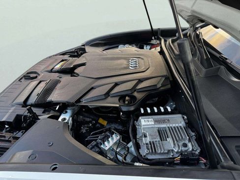 Used 2019 Audi Q8 Premium Plus w/ Premium Plus image 61