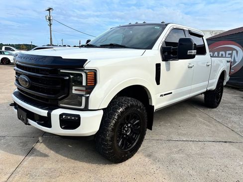 Used 2022 Ford F350 Lariat w/ Tremor Off-Road Package AWD/4WD image 3