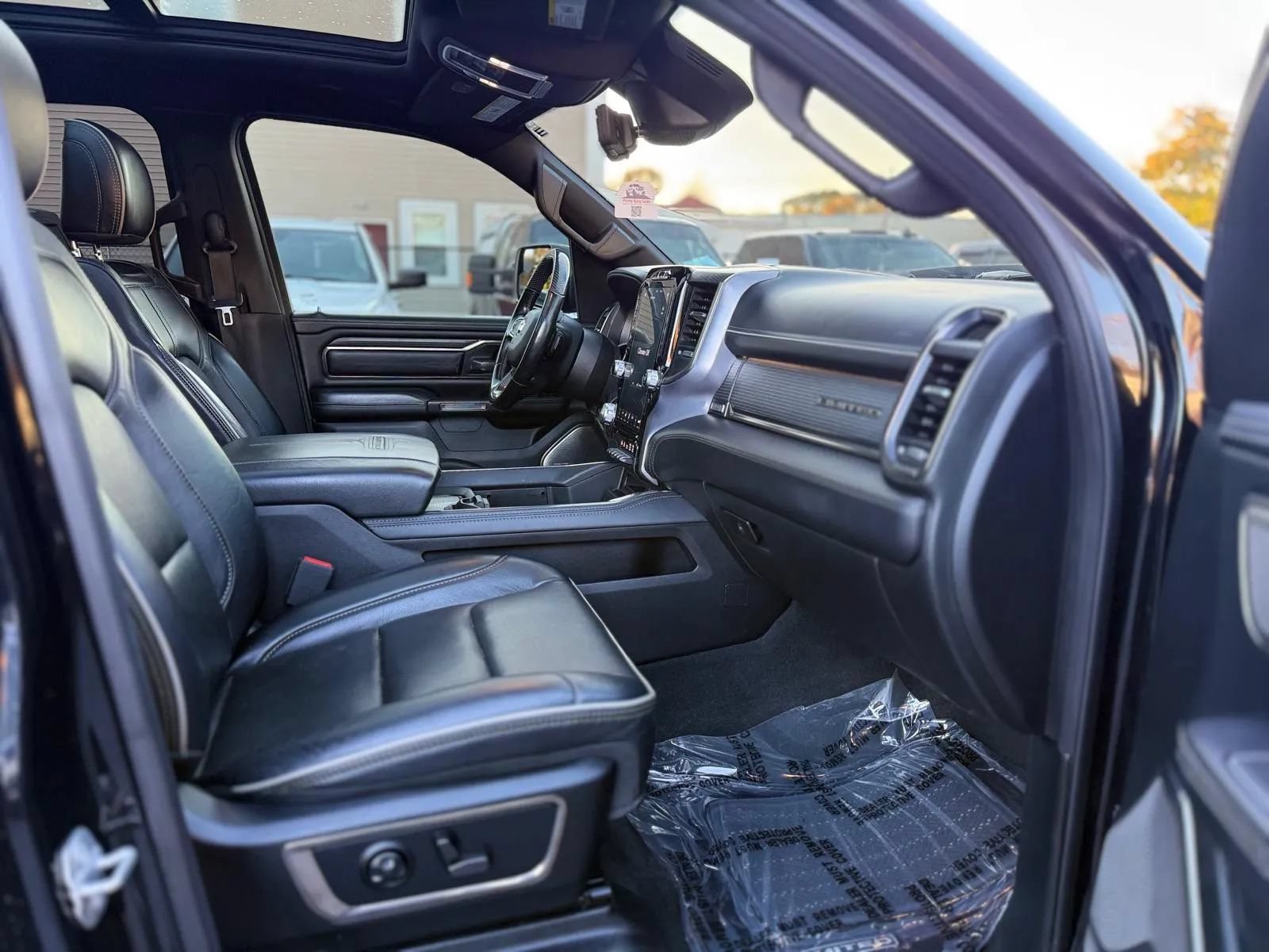 Used 2021 RAM 1500 Limited w/ Night Edition AWD/4WD image 33