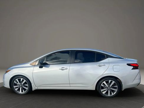 Used 2020 Nissan Versa SR image 8
