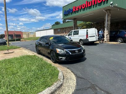 Used 2015 Nissan Altima 2.5 SV w/ Convenience Package