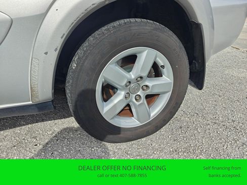 Used 2005 Toyota RAV4 4WD image 25