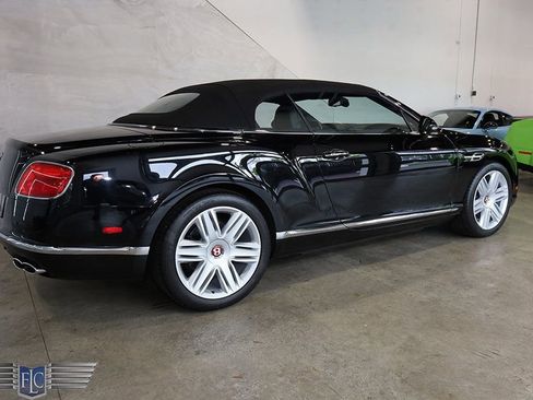Used 2016 Bentley Continental GT image 37