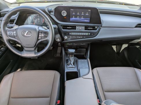 Used 2022 Lexus ES 350 w/ Premium Package FWD image 13