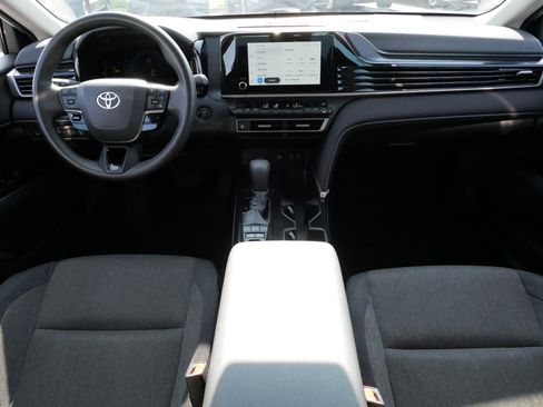 Certified 2025 Toyota Camry LE FWD image 10