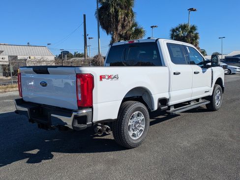 New 2026 Ford F250 XLT image 4