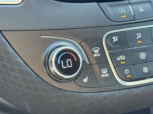 Used 2023 Chevrolet Malibu LT FWD image 20