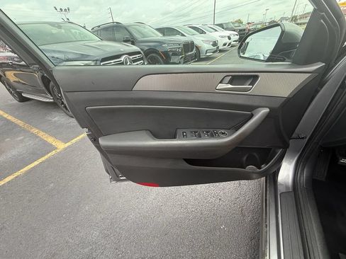 Used 2018 Hyundai Sonata Sport w/ Cargo Package FWD image 11