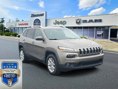 Used 2017 Jeep Cherokee Latitude w/ Safety/Convenience Group