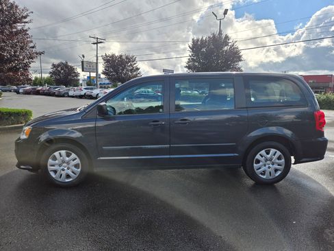 Used 2014 Dodge Grand Caravan American Value Package image 4