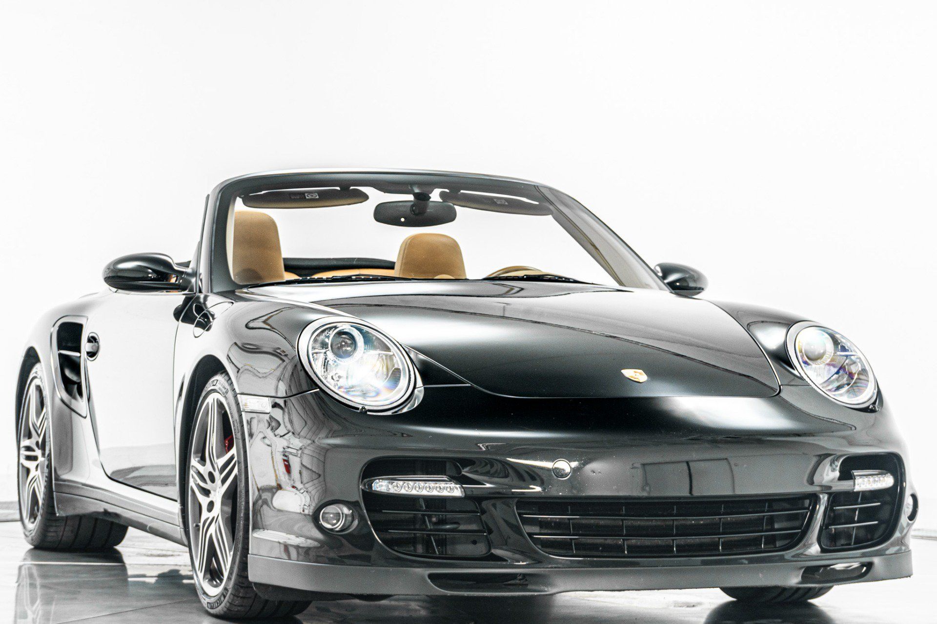 Used 2008 Porsche 911 Turbo AWD/4WD image 3