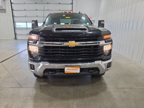 Used 2025 Chevrolet Silverado 3500 LT w/ All Star Edition AWD/4WD image 3