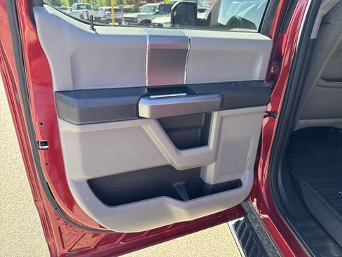Used 2018 Ford F150 XLT w/ Equipment Group 302A Luxury AWD/4WD image 13