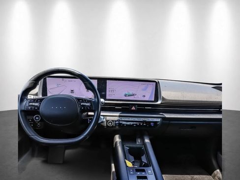 Used 2024 Hyundai Ioniq 6 SE RWD image 13