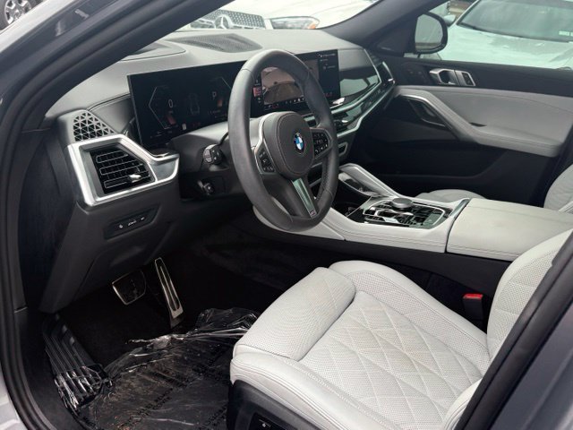 Used 2026 BMW X6 xDrive40i w/ Climate Comfort Package AWD/4WD image 10