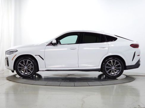 Used 2020 BMW X6 xDrive40i w/ M Sport Package AWD/4WD image 4