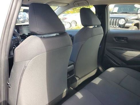 Used 2022 Toyota Corolla LE image 19