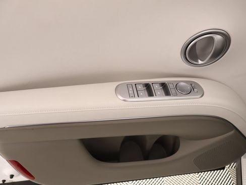 Used 2026 Hyundai Palisade SEL FWD image 16