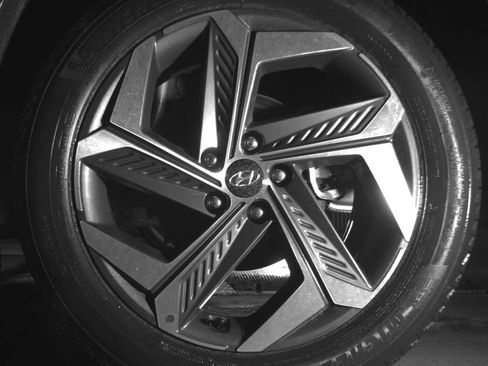 Used 2023 Hyundai Tucson Limited image 6