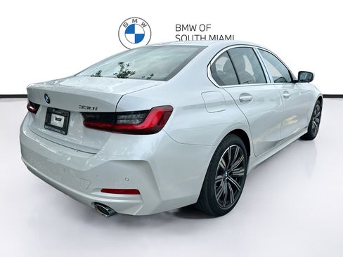 New 2026 BMW 330i Sedan RWD image 6