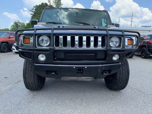 Used 2005 HUMMER H2 SUT w/ Preferred Equipment Group AWD/4WD image 8