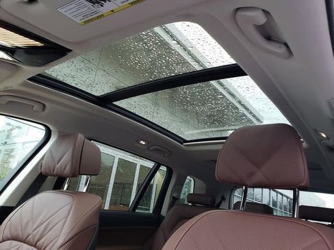 New 2026 BMW X7 xDrive40i w/ Premium Package image 23