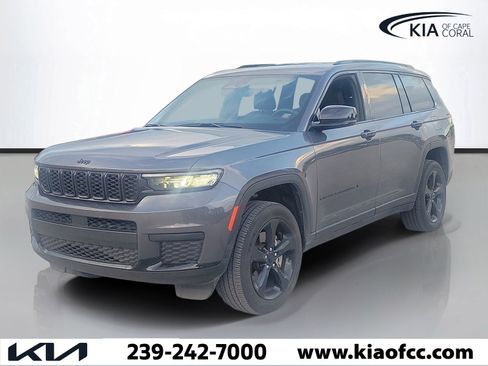 Used 2023 Jeep Grand Cherokee L Laredo AWD/4WD image 3