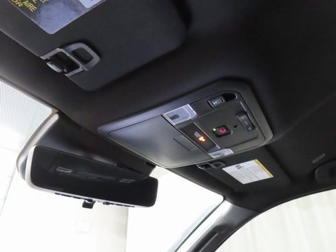 Used 2024 Toyota Tacoma Trailhunter Crew Cab image 23