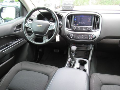 Used 2022 Chevrolet Colorado LT w/ LT Convenience Package RWD image 14