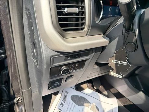 Used 2023 Ford Expedition XLT RWD image 45