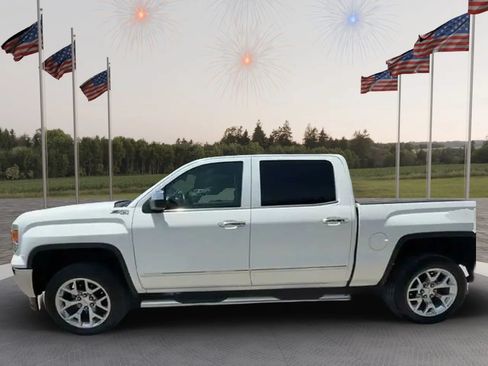 Used 2014 GMC Sierra 1500 SLT w/ SLT Crew Cab Value Package AWD/4WD image 30