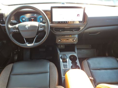 Certified 2025 Ford Bronco Sport Outer Banks w/ Outer Banks Tech Package+ AWD/4WD image 12