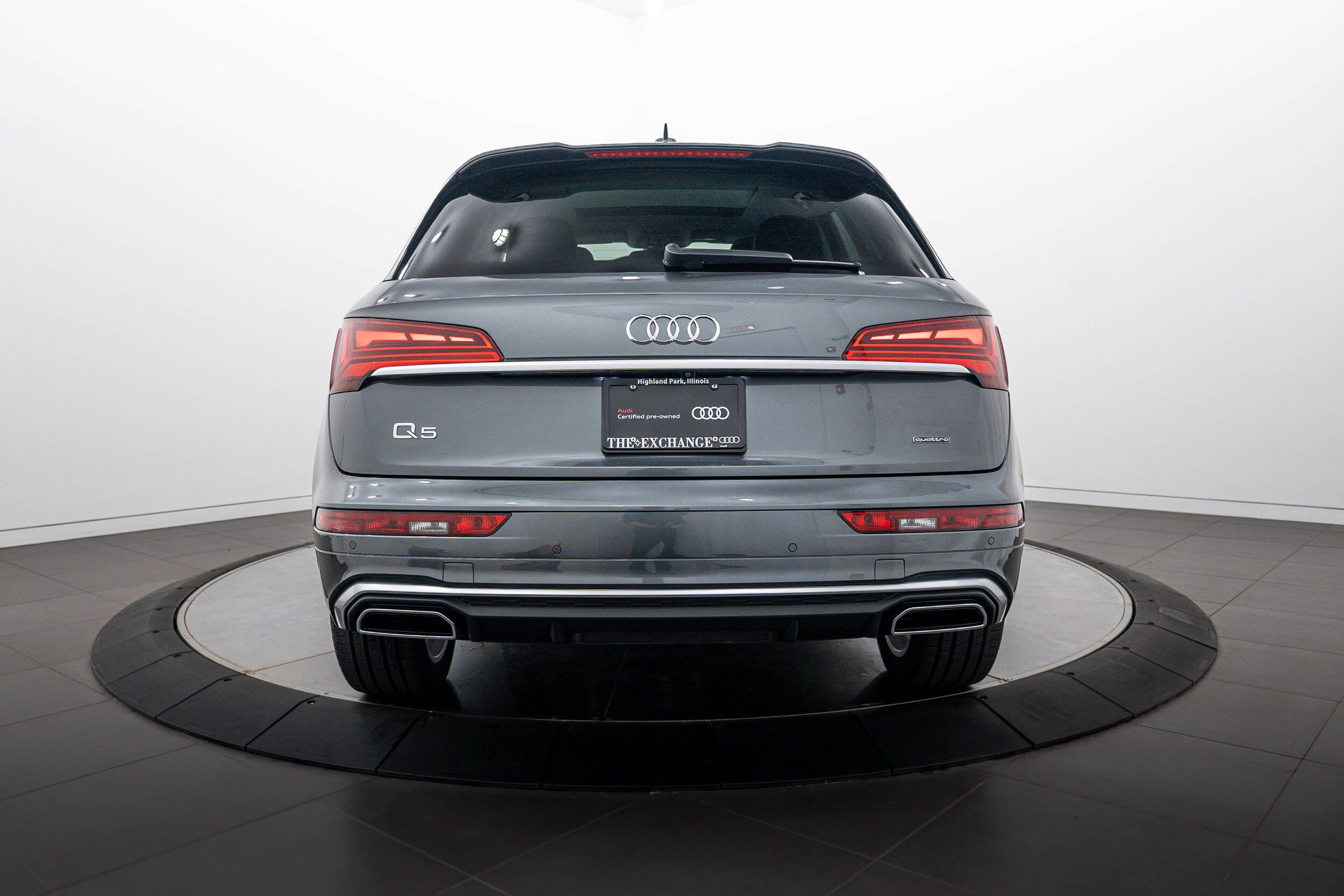 Certified 2024 Audi Q5 2.0T Premium Plus w/ Premium Plus Package AWD/4WD image 22