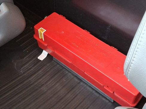 Used 2024 GMC Savana 2500 w/ Driver Convenience Package image 26