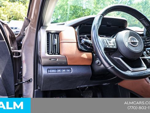 Used 2023 Nissan Pathfinder Platinum w/ Cargo Package FWD image 21