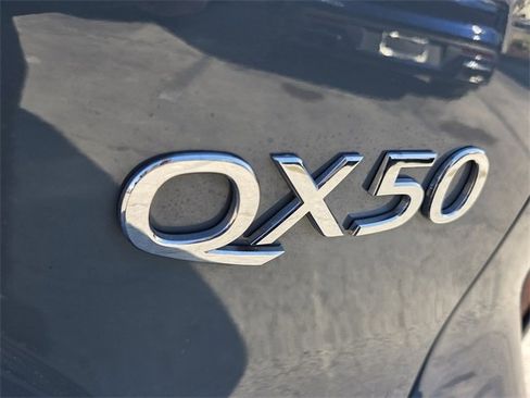 Used 2023 INFINITI QX50 Luxe image 16