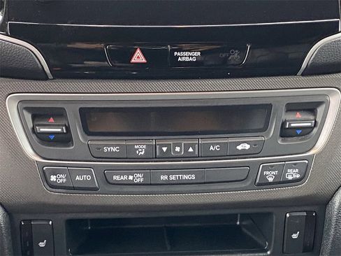 Used 2022 Honda Passport TrailSport image 29