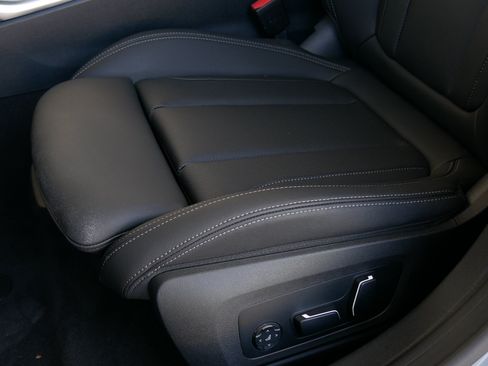 Certified 2025 BMW i4 xDrive40i w/ M Sport Package AWD/4WD image 26