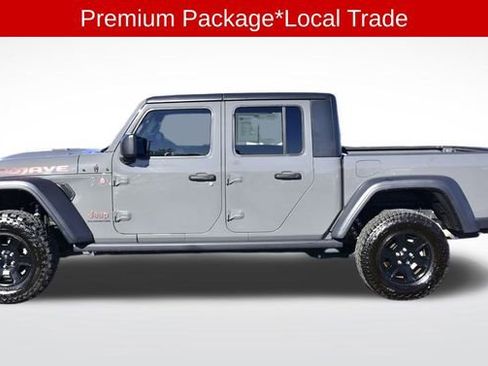 Used 2021 Jeep Gladiator Mojave image 2