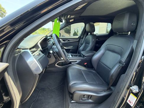Used 2023 Jaguar F-PACE S AWD/4WD image 21